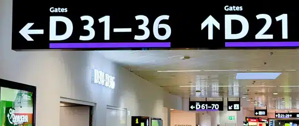 Flughafen Wien Schwecht Gate Orientierung